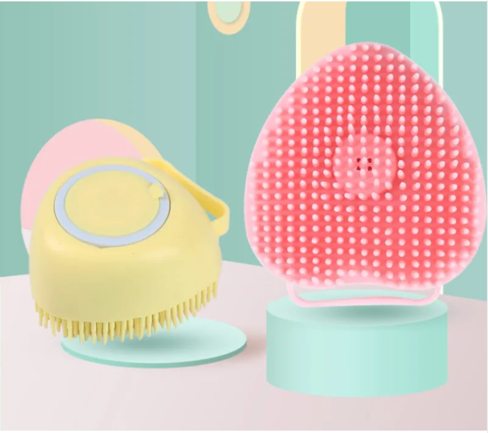 Silicone dog bath and grooming brush